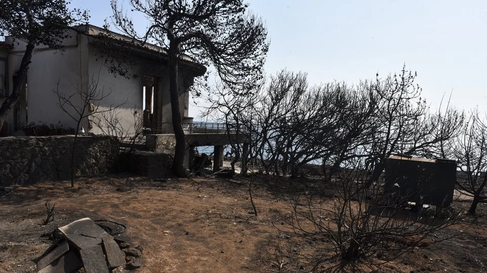 Δεν έχει τέλος η τραγωδία: Στους 97 οι νεκροί από τη φωτιά στο Μάτι – Υπέκυψε εγκαυματίας